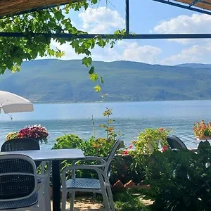 Nesti Relax Bed and breakfast